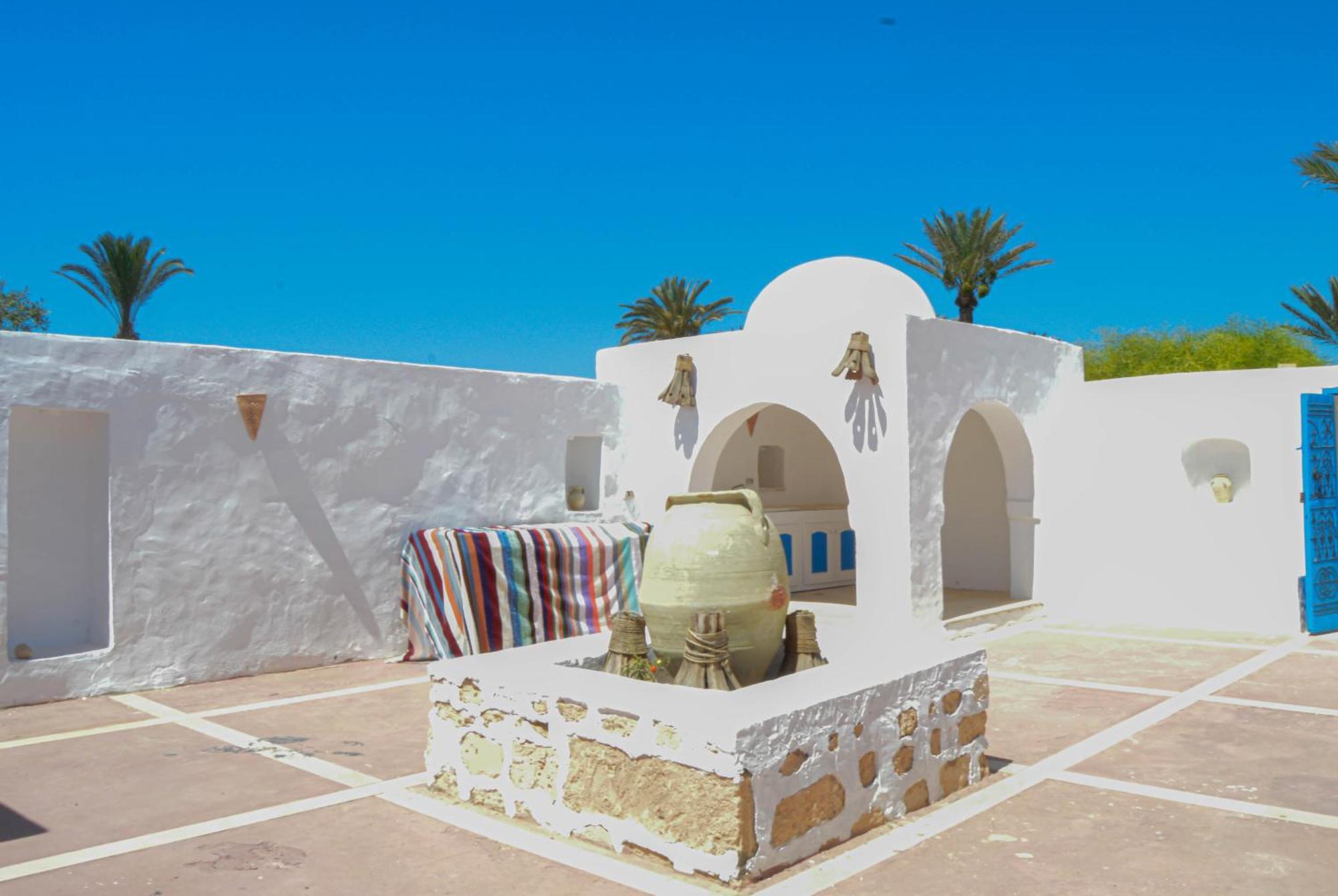 Le Patio De Mezraya Bed & Breakfast Mezraia Bagian luar foto